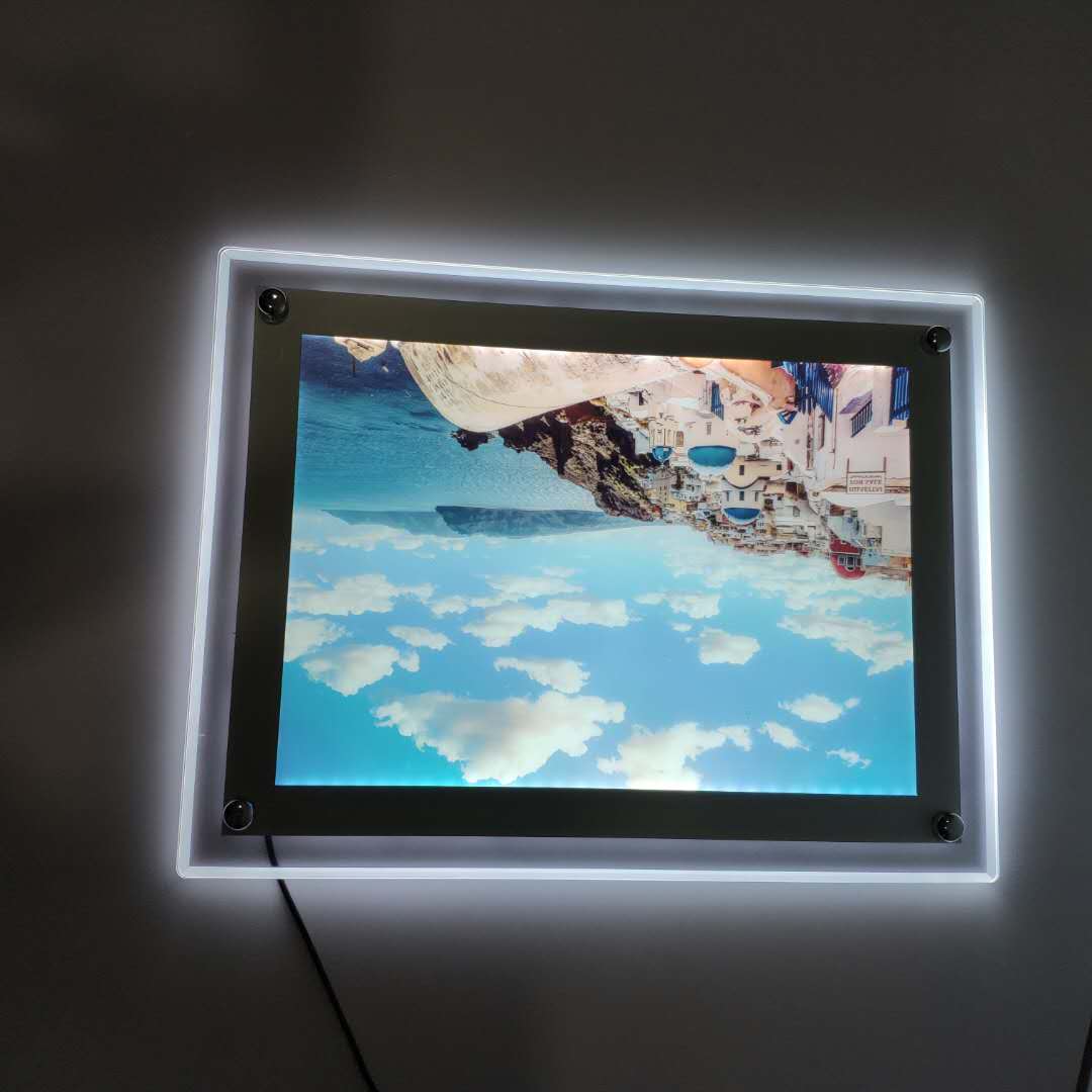 Boîte à lumière LED en acrylique cristal d'intérieur avec film rétro-éclairé
